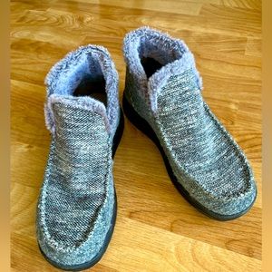 HEYDUDE Denny Booties size 8